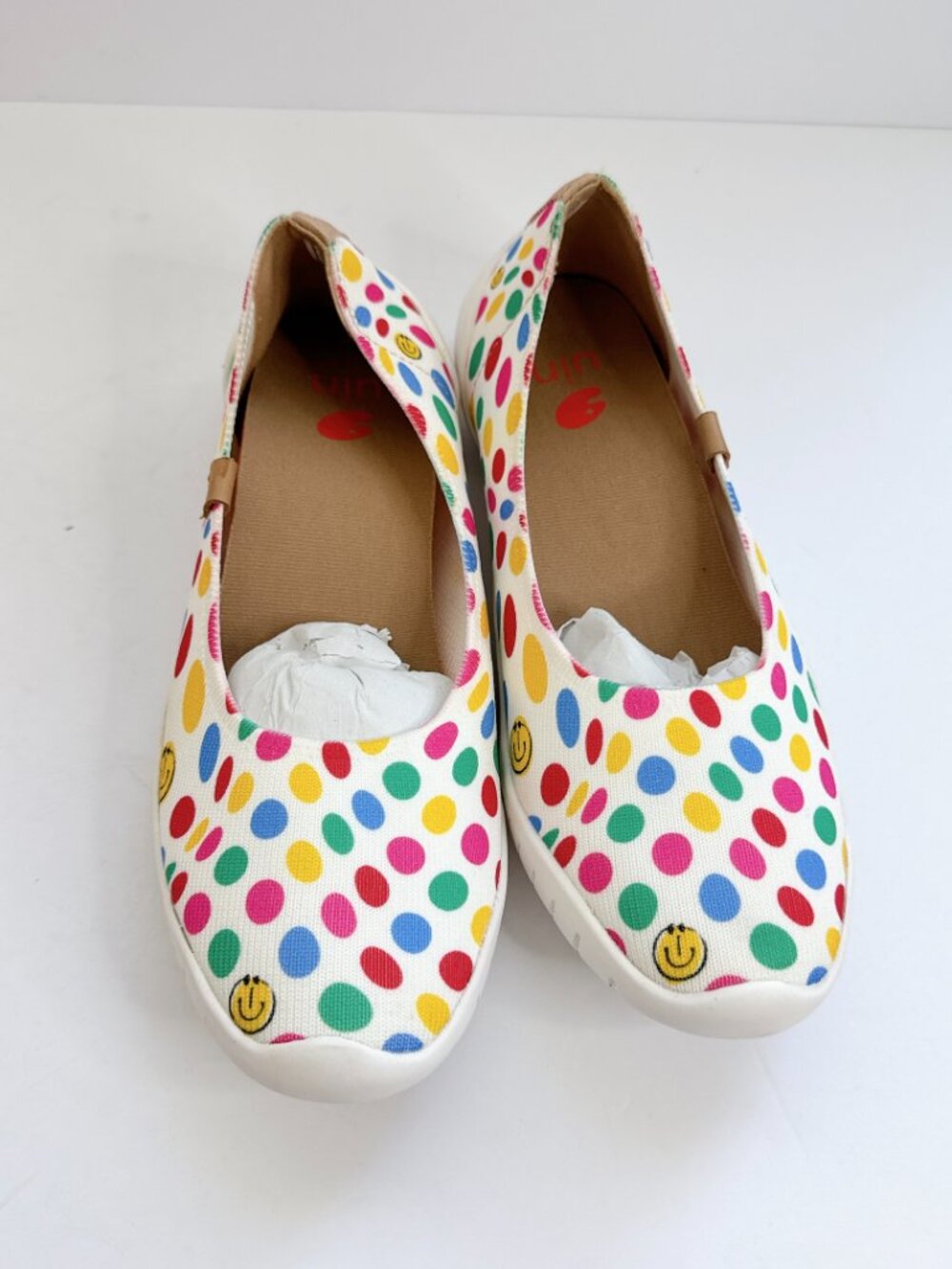 UIN Women's Polka Dot Comfort Slip-On Flats - Multicolor